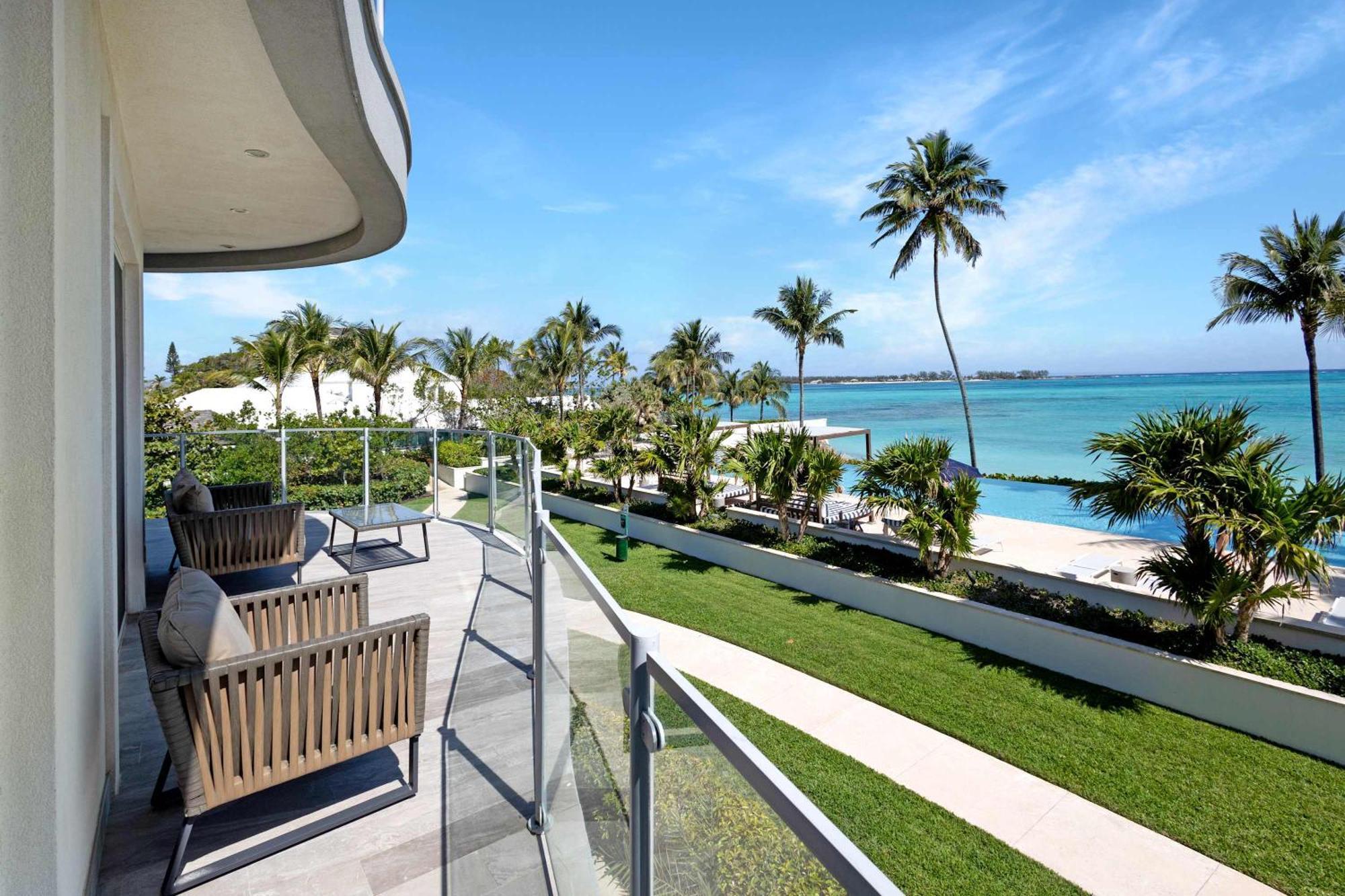 Apartment Cable With Ocean Views